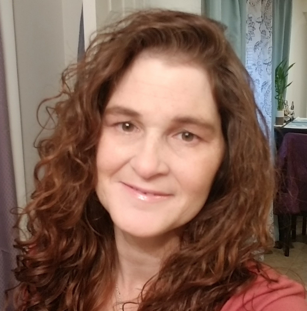 Meet your Posher, Elaine